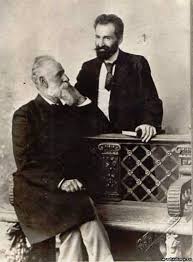 Image result for հովանես թումանյան ու իր ընտանիքը